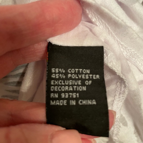 Casual Express white summer top - Picture 6 of 6